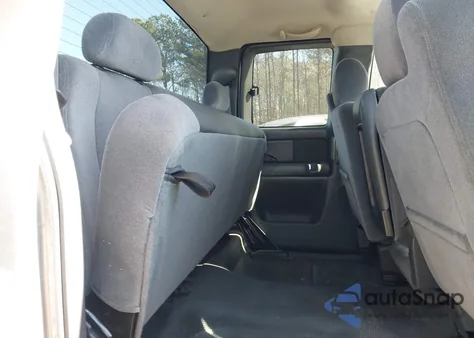 2004 GMC Sierra 1500 Sle из США, поврежденный, VIN 2GTEC19T241298173